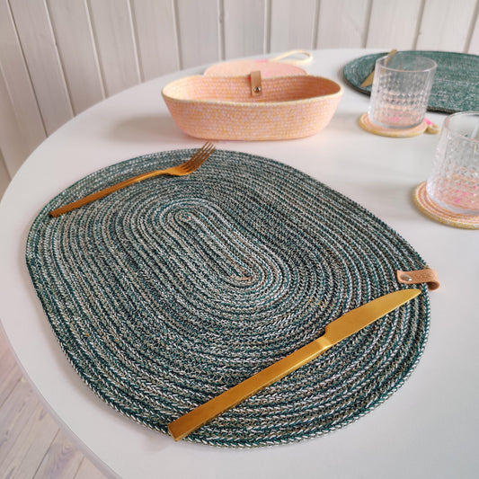 Oval Placemat Green Gaze