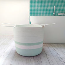 Load image into Gallery viewer, Storage basket High Mint melé & white
